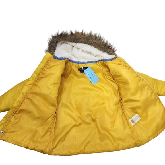 7 For All Mankind Toddler Yellow Winter Puffer Coat With Faux Fur Hood 3T NWOT - Picture 4 of 10